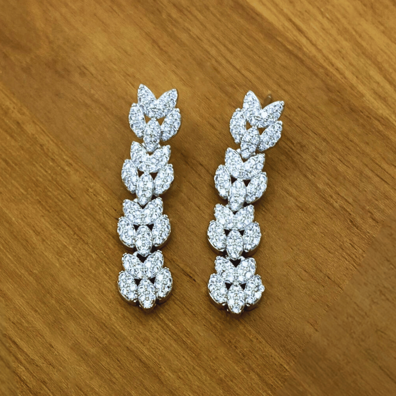 Erlyn Set in Rhodium