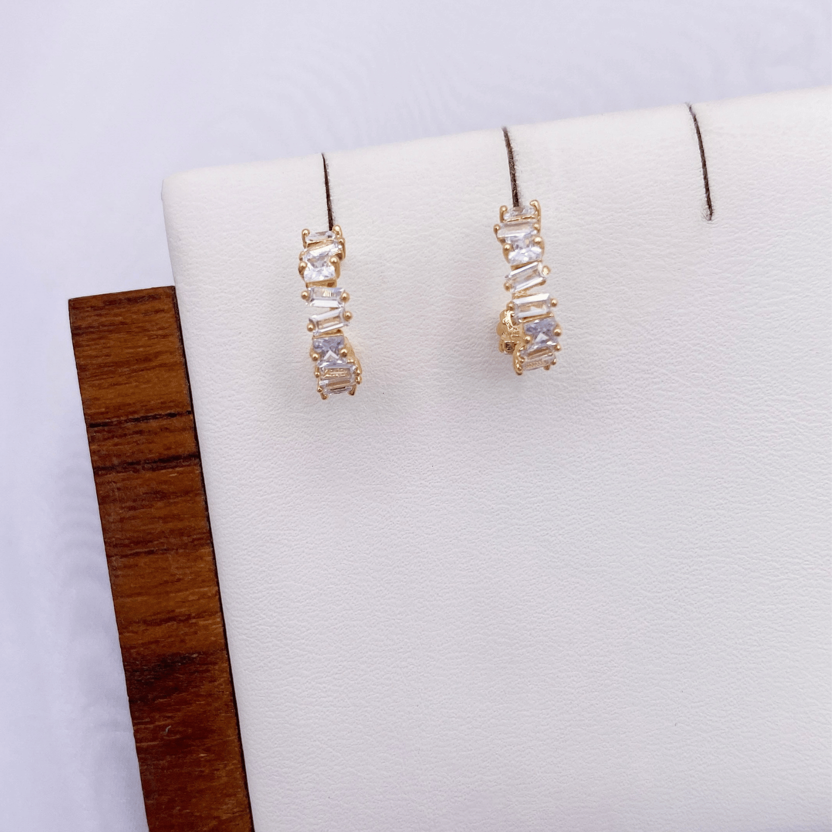 Jivaelle Earrings in Gold