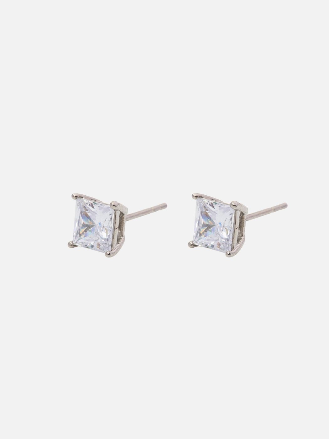 Zoe Stud Earrings in Rhodium (6mm)