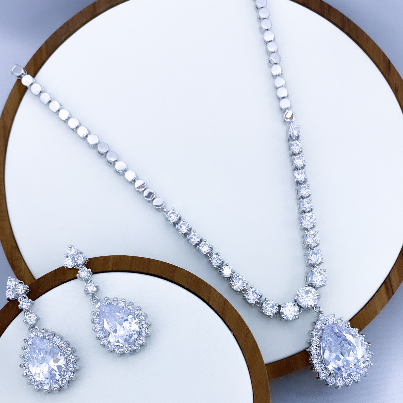 Niana Set in Rhodium