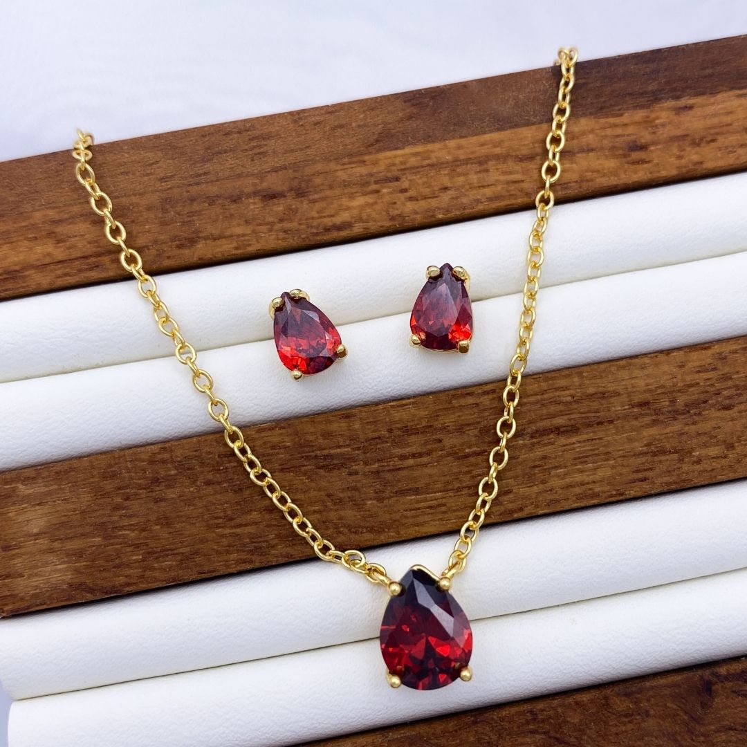 Garnet Glow, The Fiery Birthstone That Sparks Confidence This January