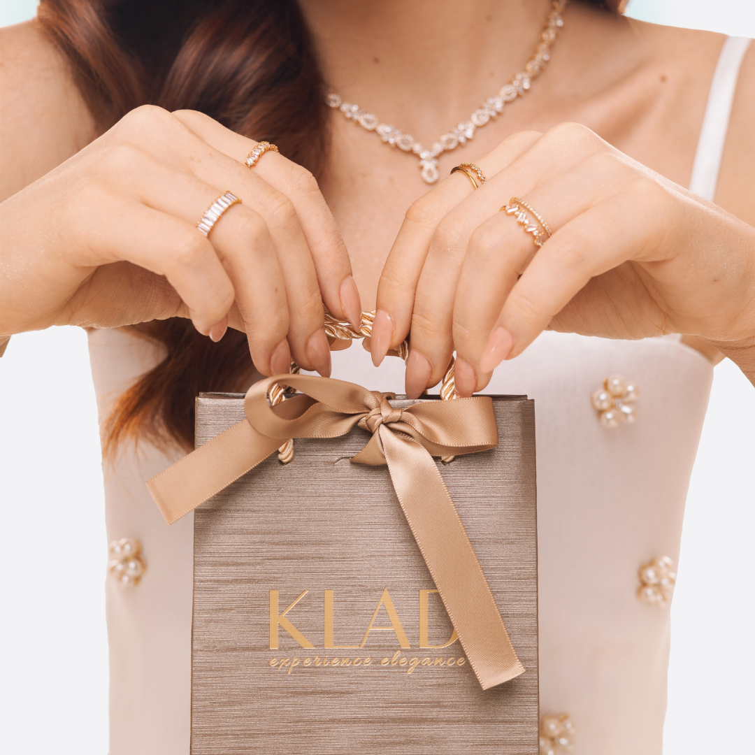 The Christmas Gift Hunt Just Got Easier. Here’s the Secret.