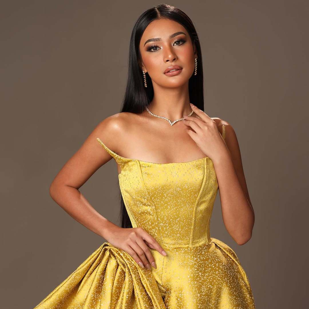 KLAD Occasional Sets: Your Shortcut to Effortless Holiday Elegance