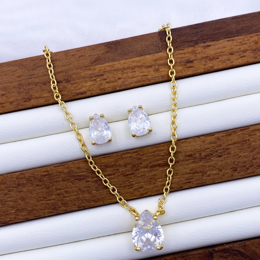 All motif necklace – 33club