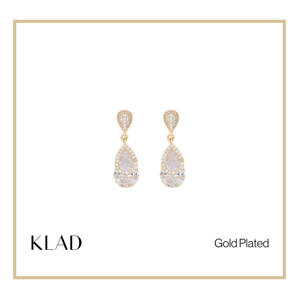 Emberly Dangling Earrings in Gold