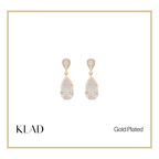 Emberly Dangling Earrings in Gold