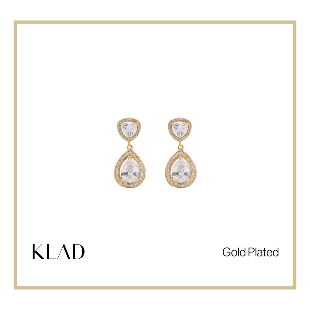 Rhia Dangling Earrings in Gold