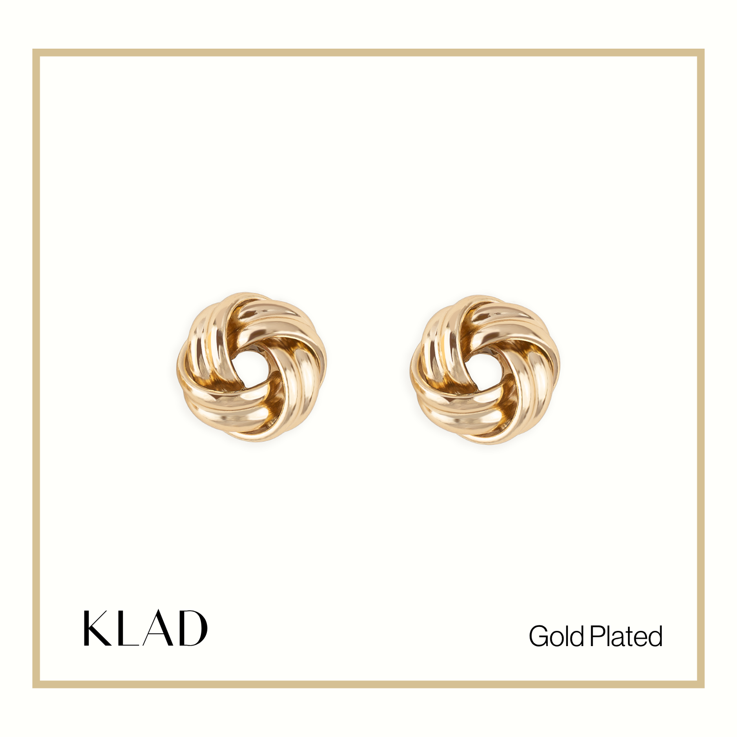 Usara Stud Earrings in Gold