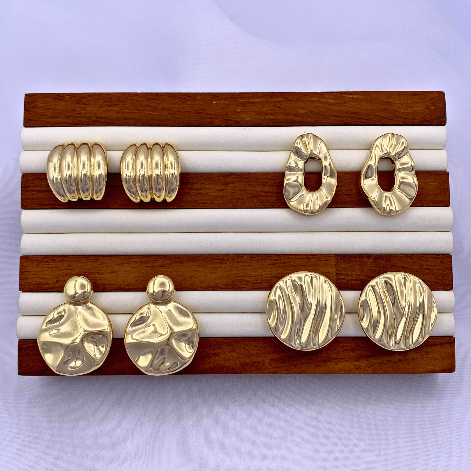 KLAD-C015 Earrings in Gold