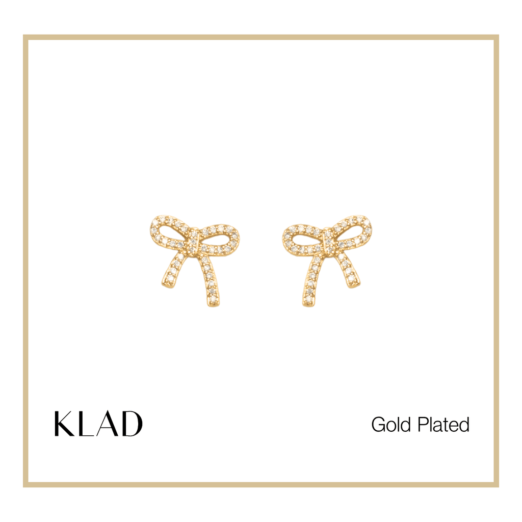 Meryl Stud Earrings in Gold