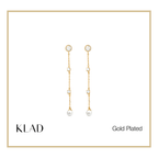 Bonnie Thin Dangling Earrings in Gold