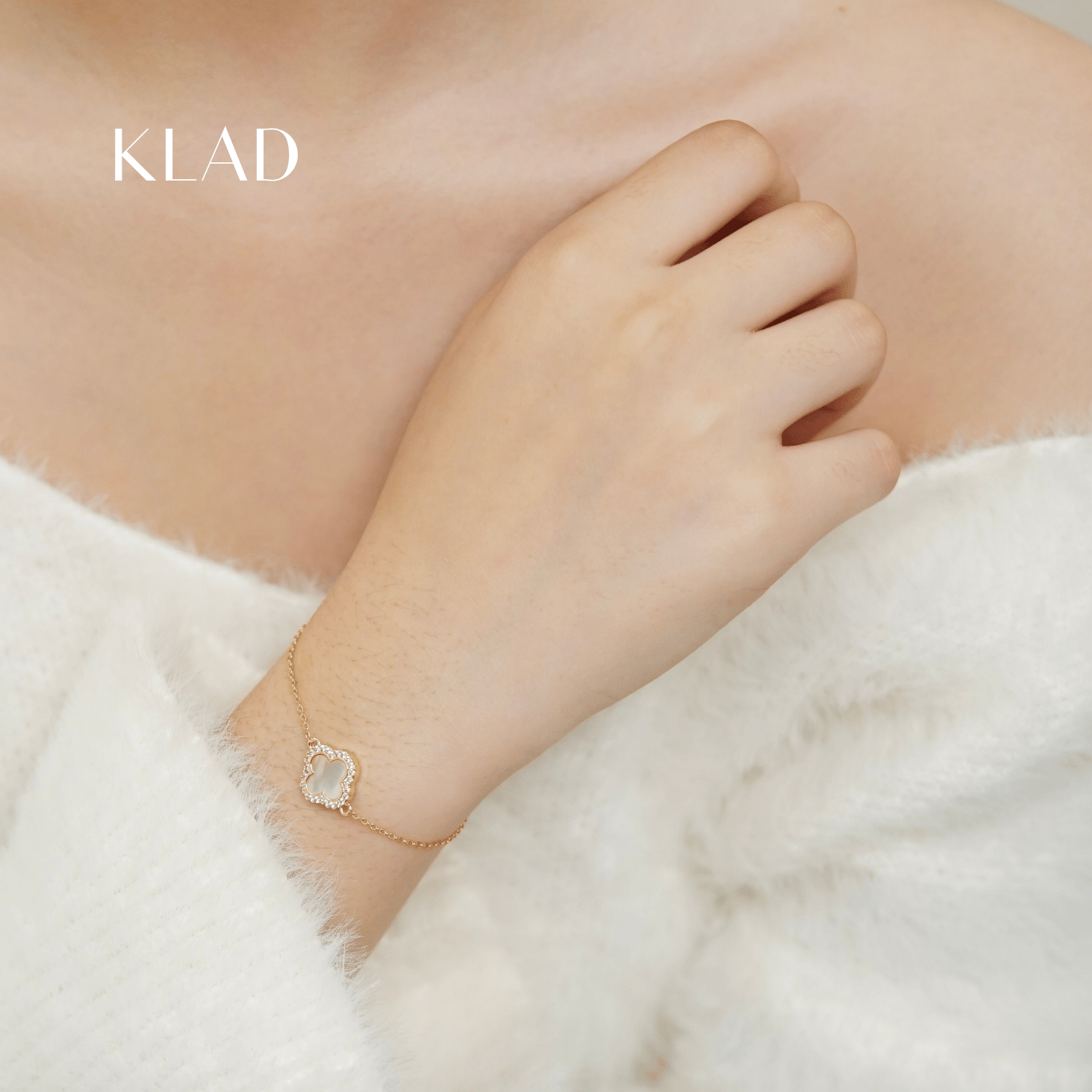 Primrose Adjustable Bracelet in Gold