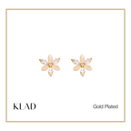 Eva Stud Earrings in Gold