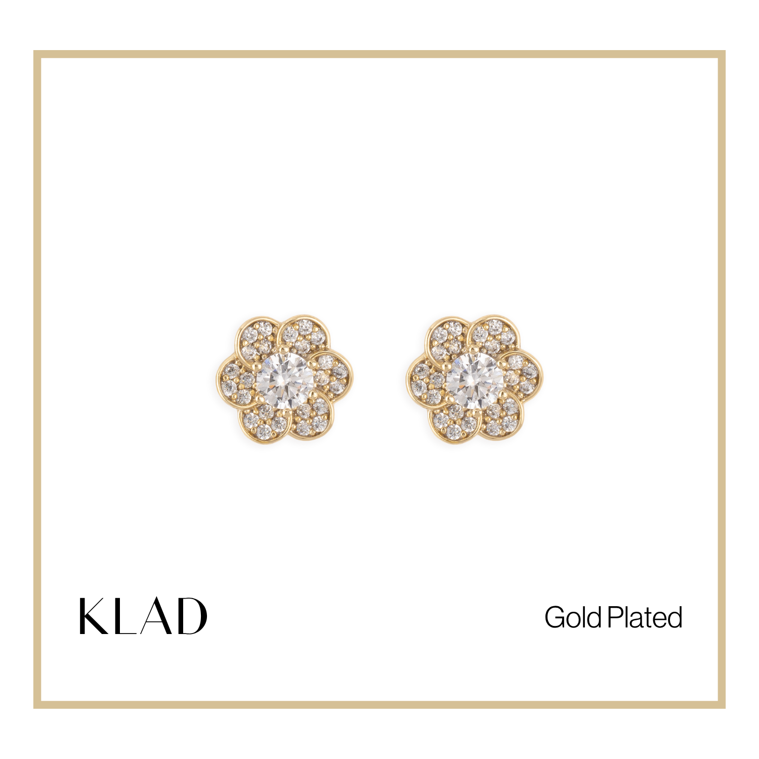 Jaeri Stud Earrings in Gold