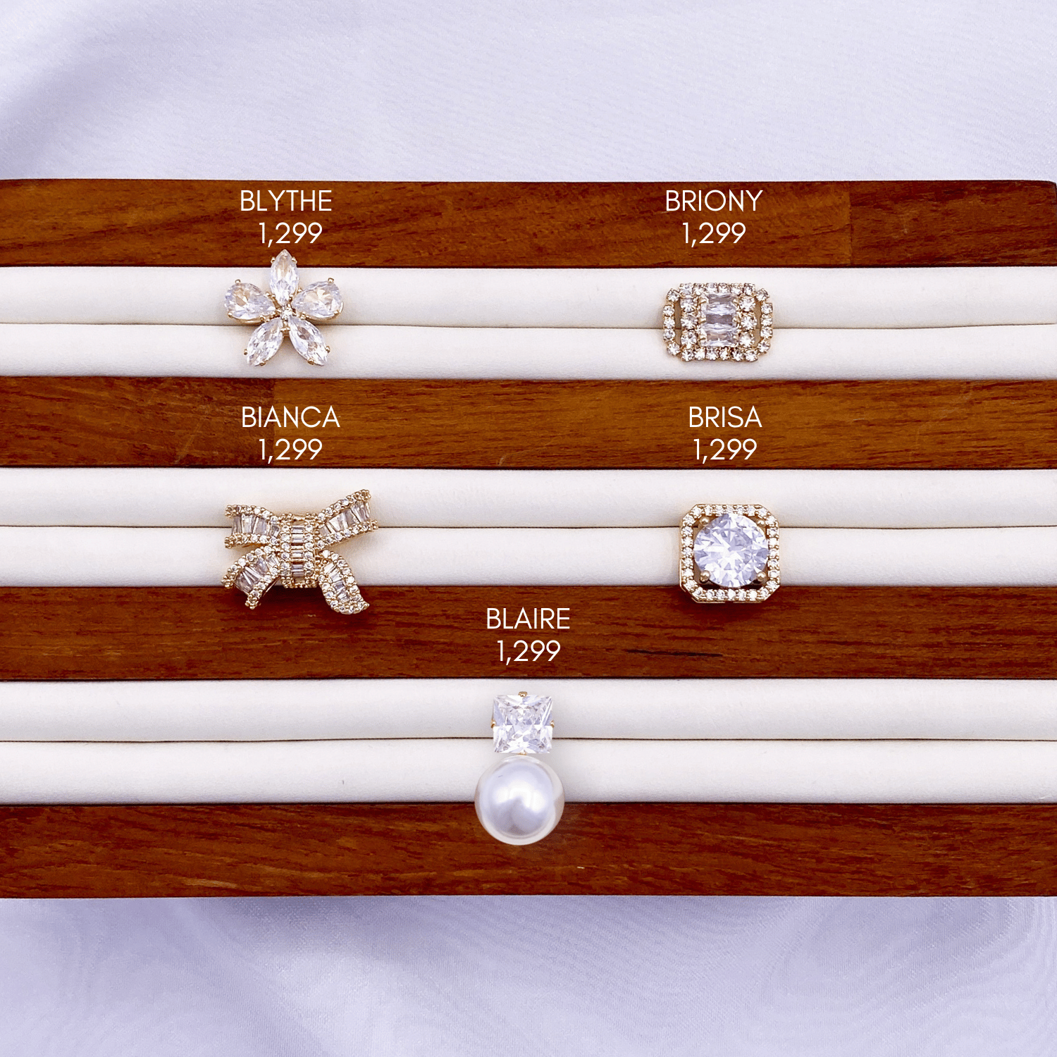 Blythe, Briony, Bianca, Brisa & Blaire Small Brooch in Gold