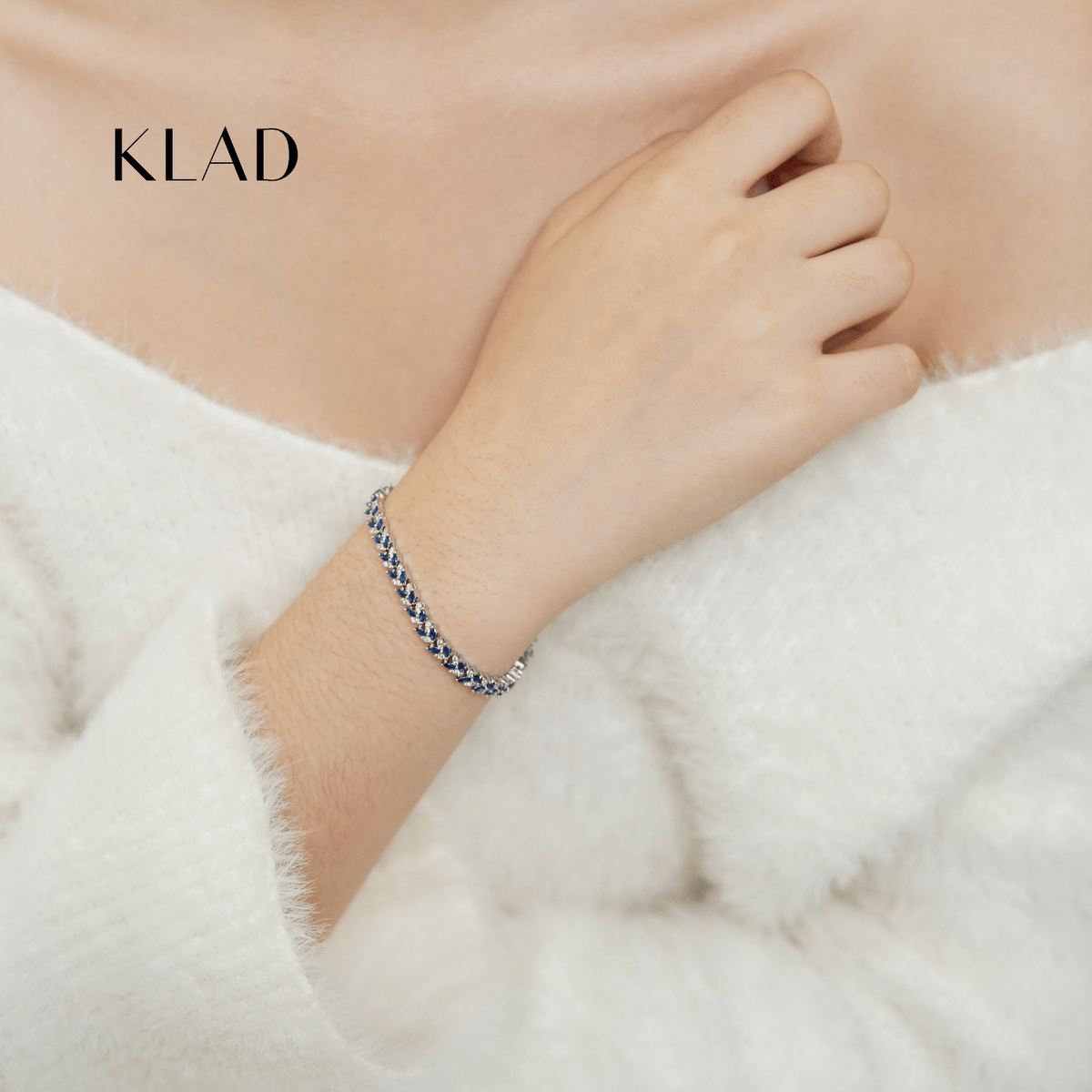 Barliz Sapphire Bracelet in Rhodium