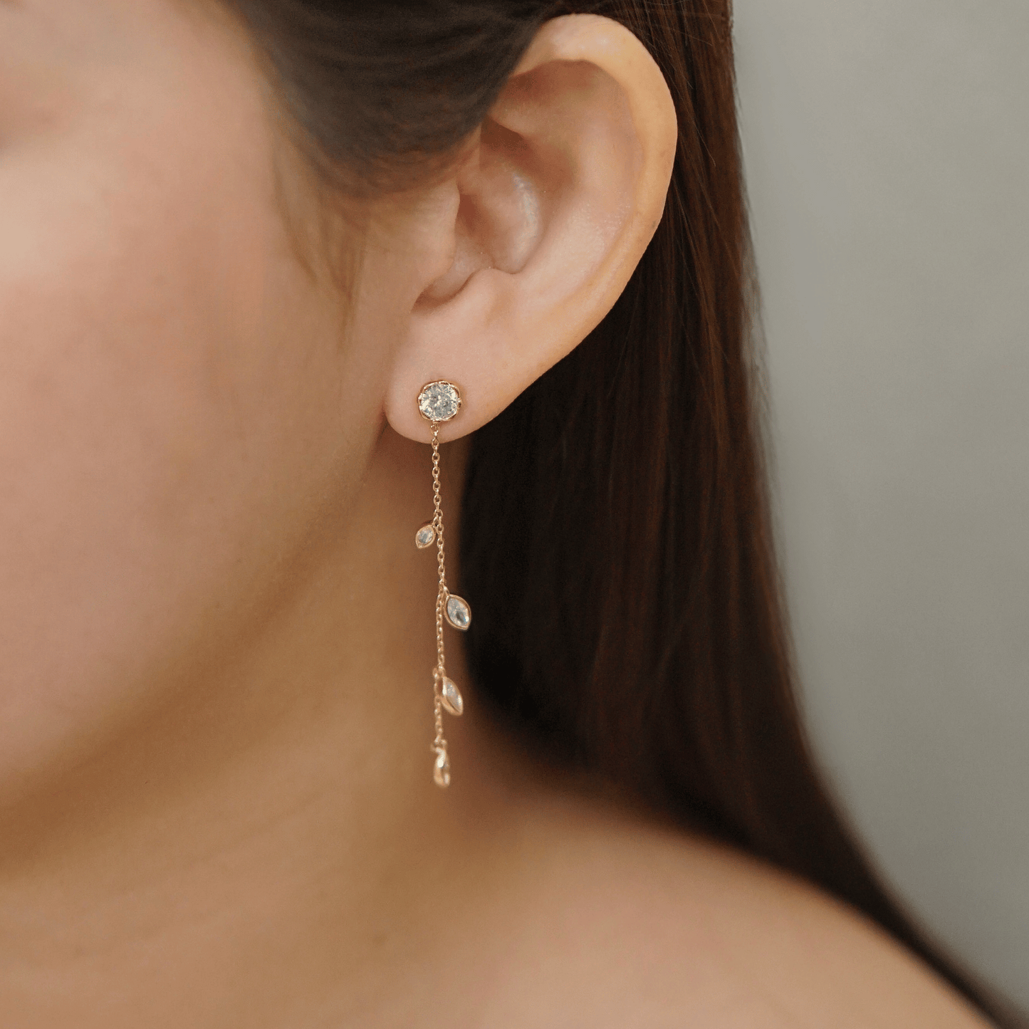 brooke earrings in gold
