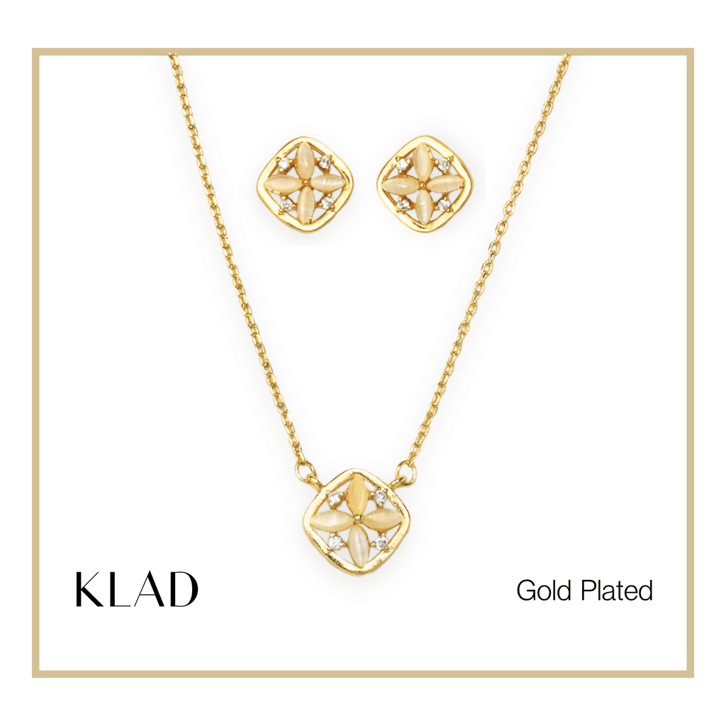 Carelle Jewelry Set in Gold