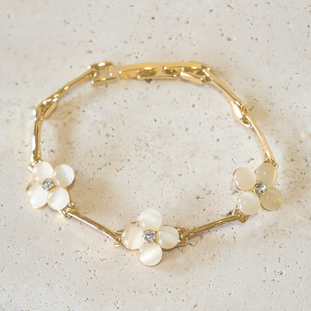 Chizelle Bracelet in Gold