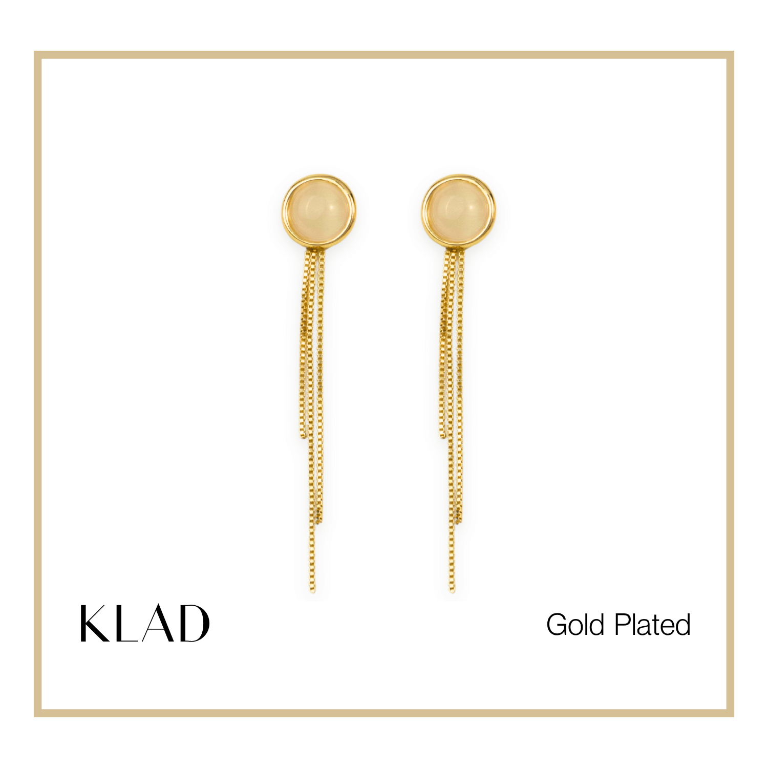 Cyralis Dangling Earrings in Gold