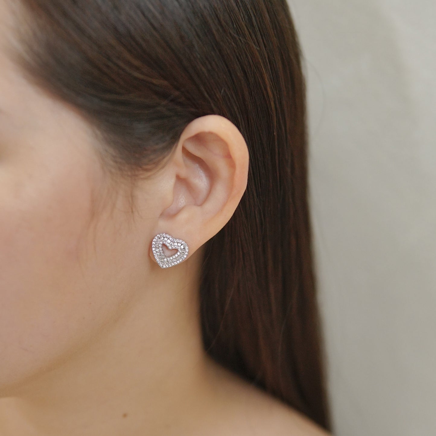 czarina studs in rhodium