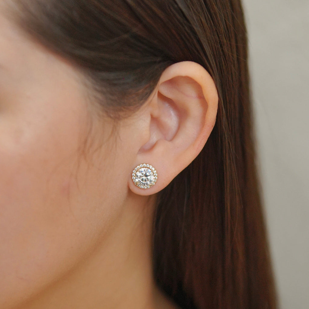 Xoraya Stud Earrings in Gold