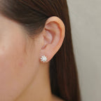 Xyma Stud Earrings in Gold