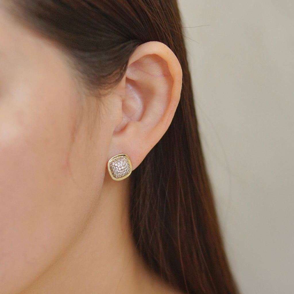 Xylina Stud Earrings in Gold