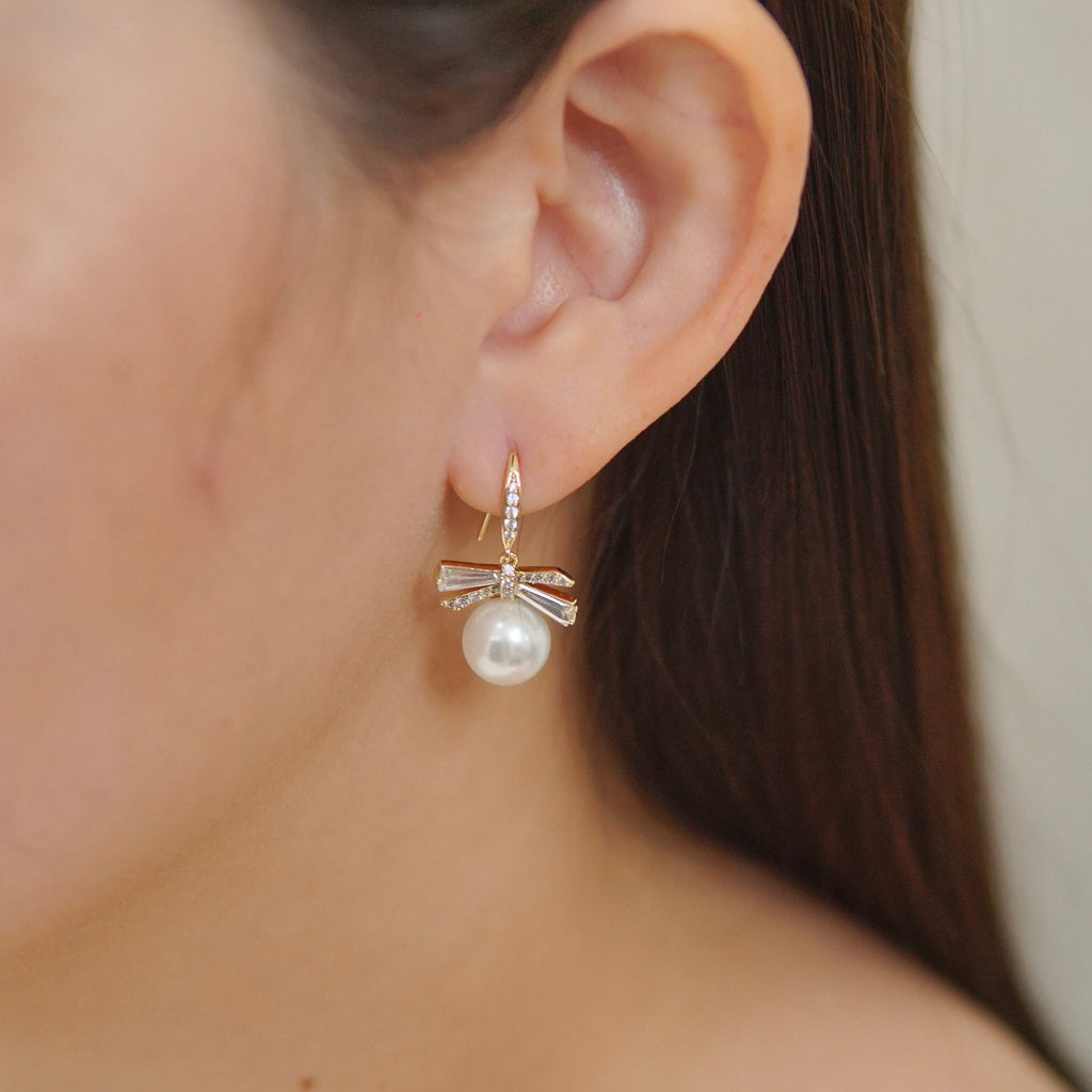 Xynia Drop Earrings in Gold