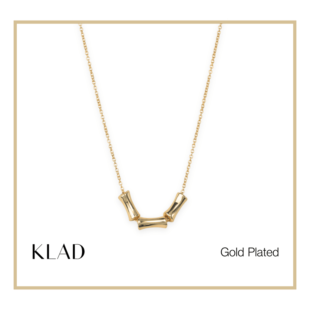 Develle Jewelry Set in Gold