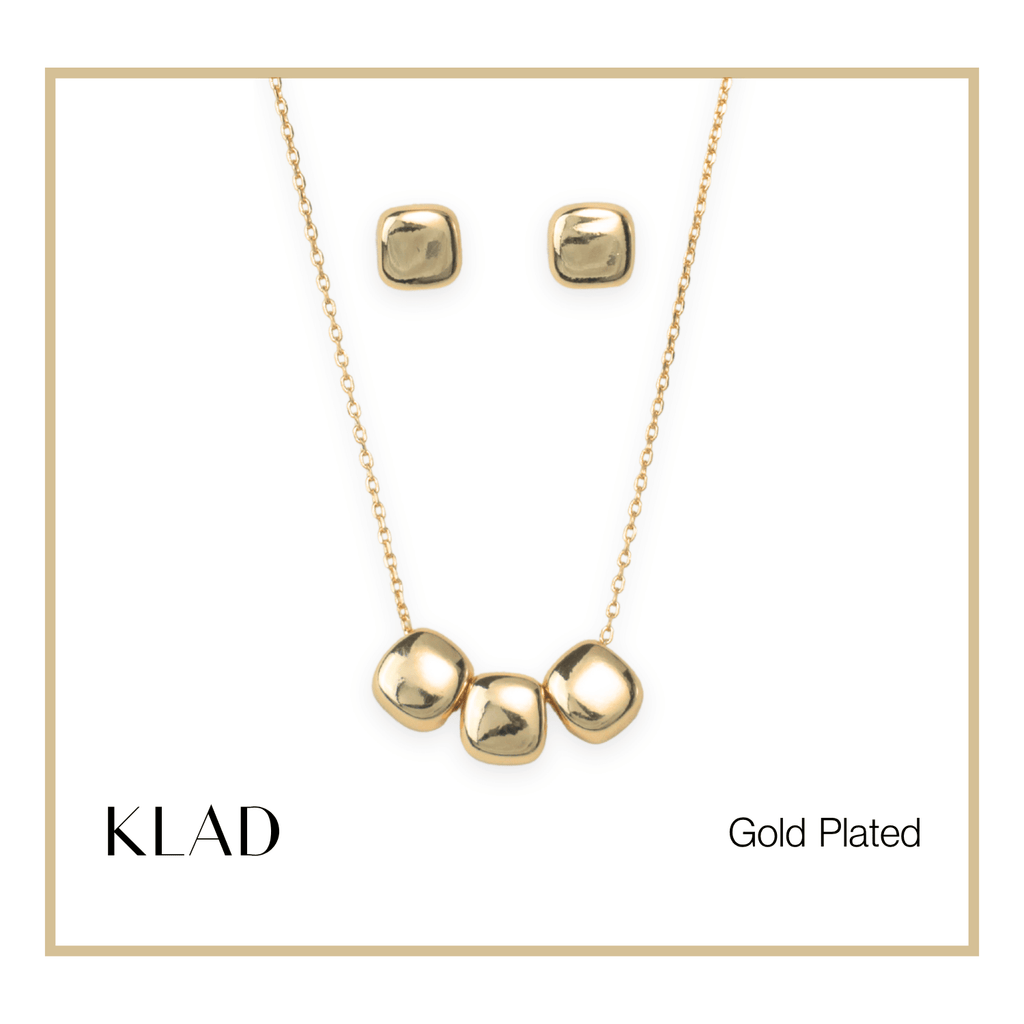 Devina Jewelry Set in Gold