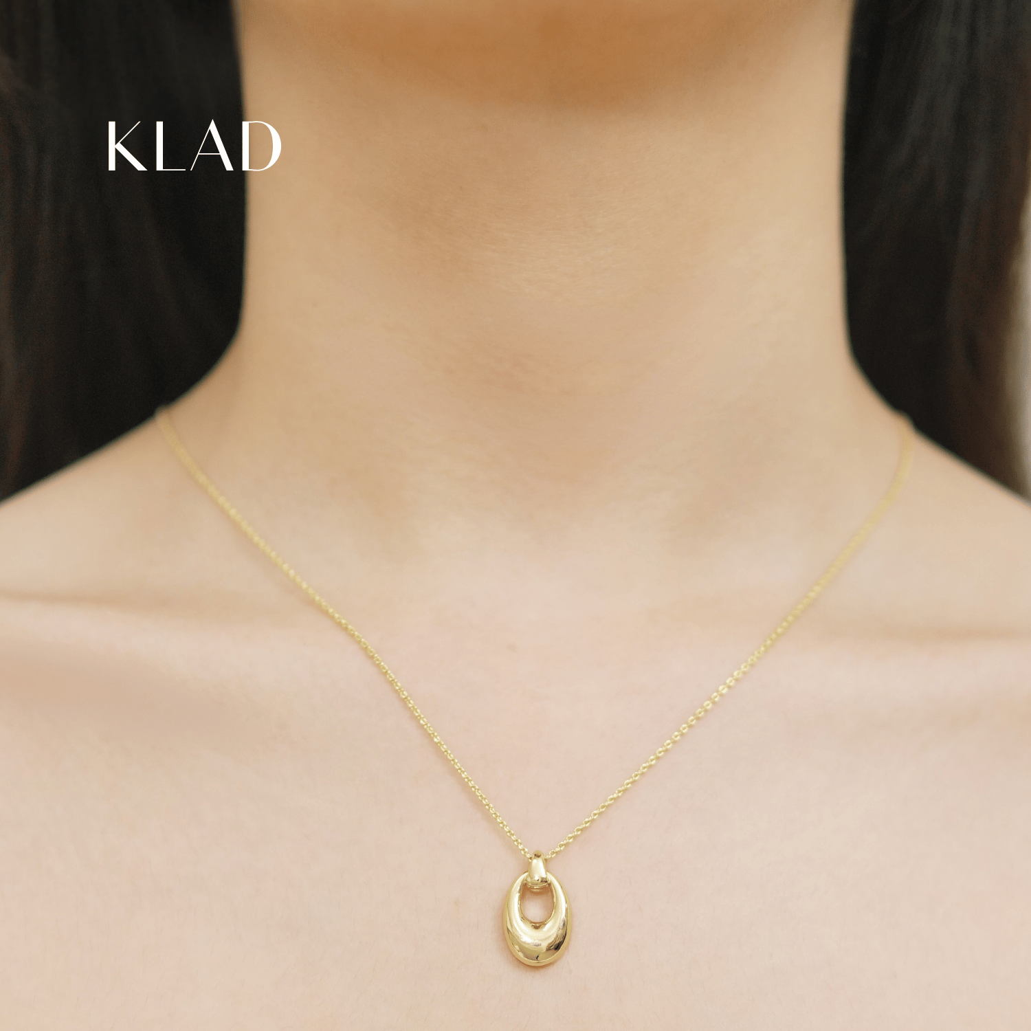 Devora Jewelry Set in Gold