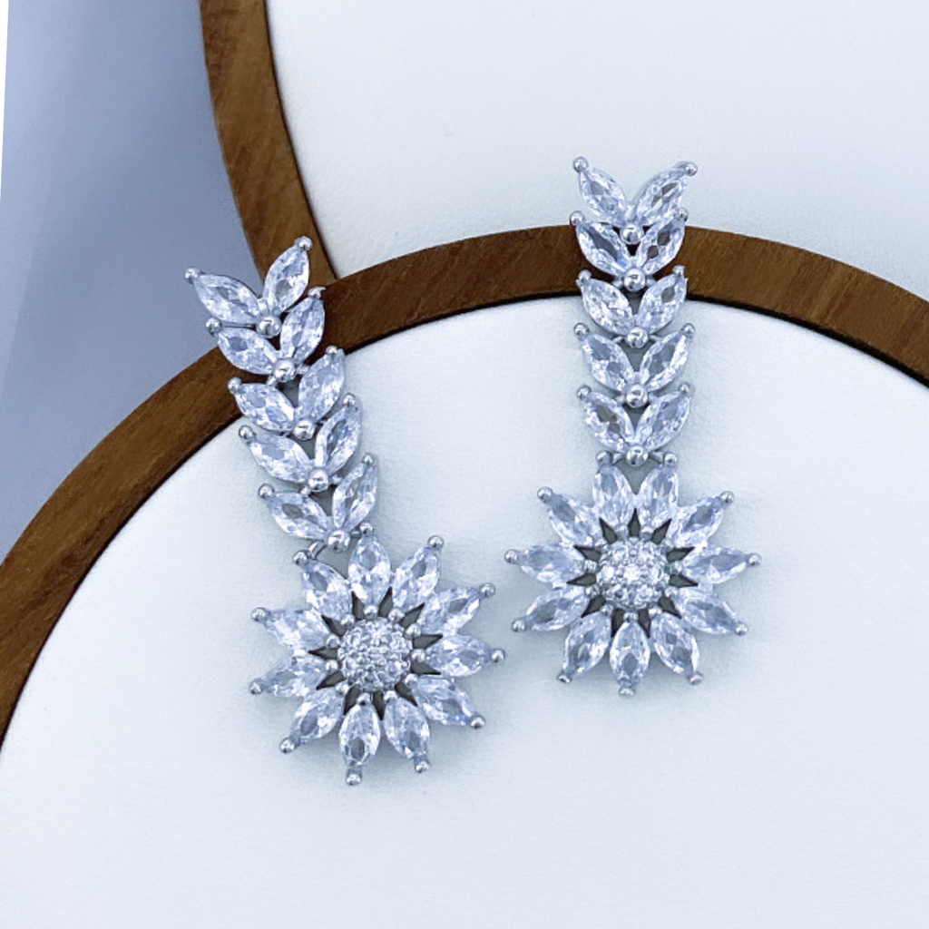 Noelene Set in Rhodium