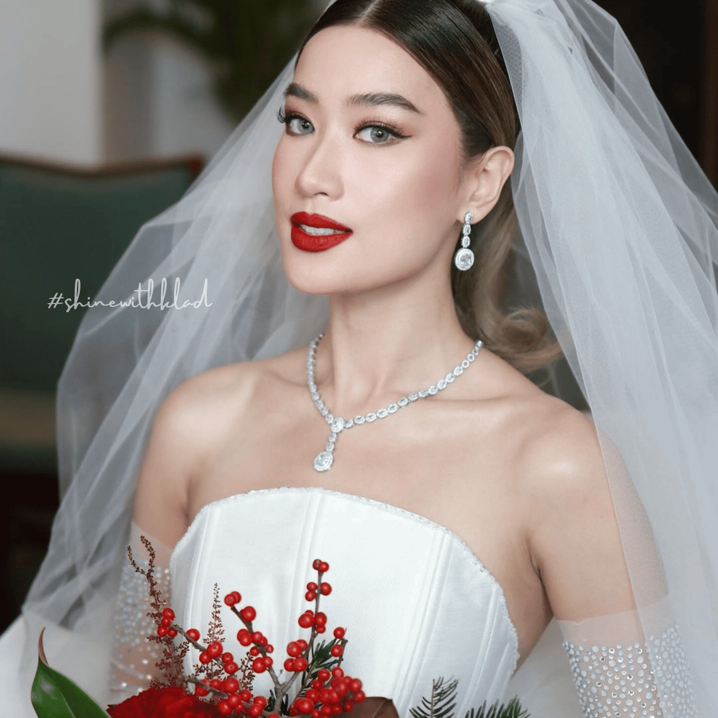 elcie set in rhodium