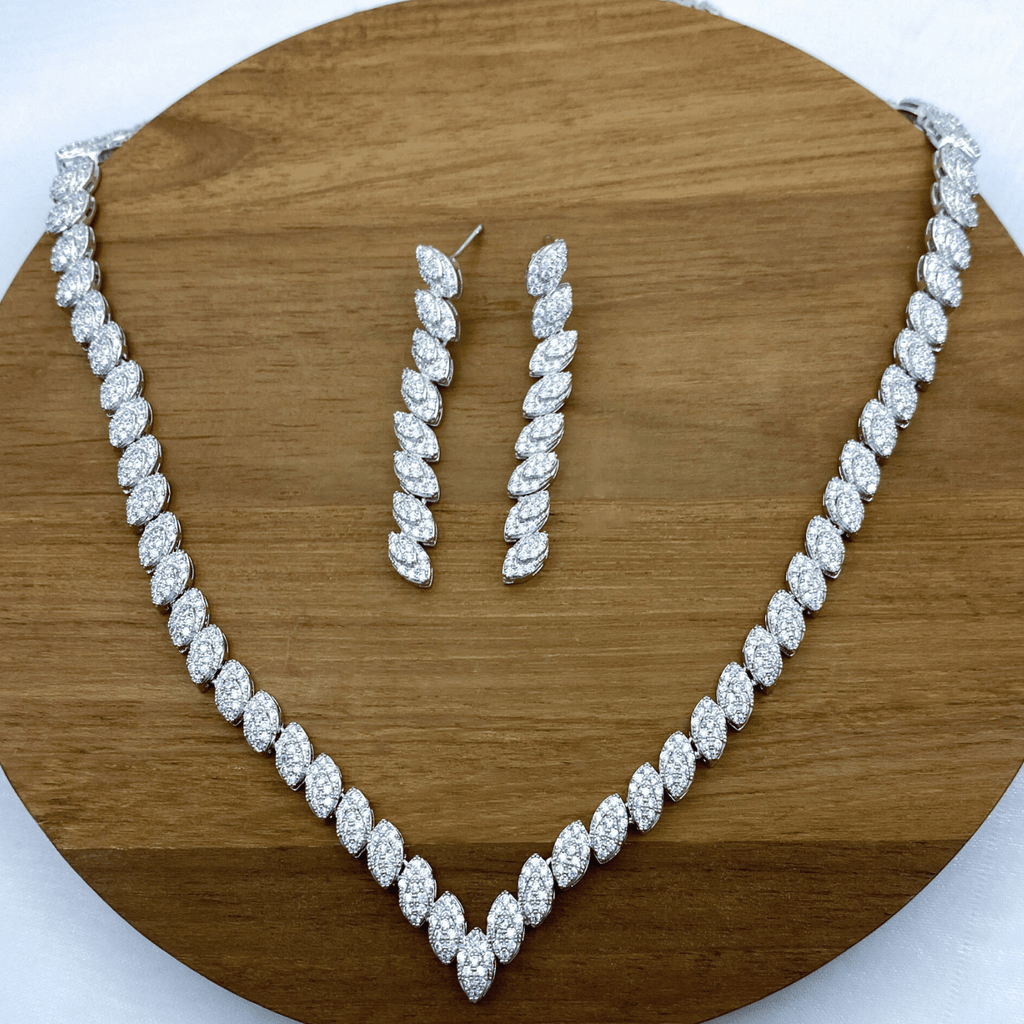 Elegance Set in Rhodium