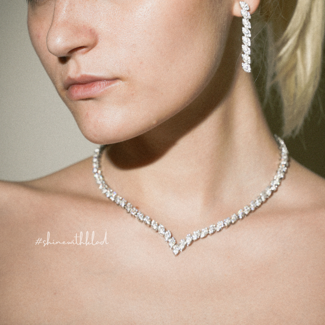 elegance occasion set in rhodium