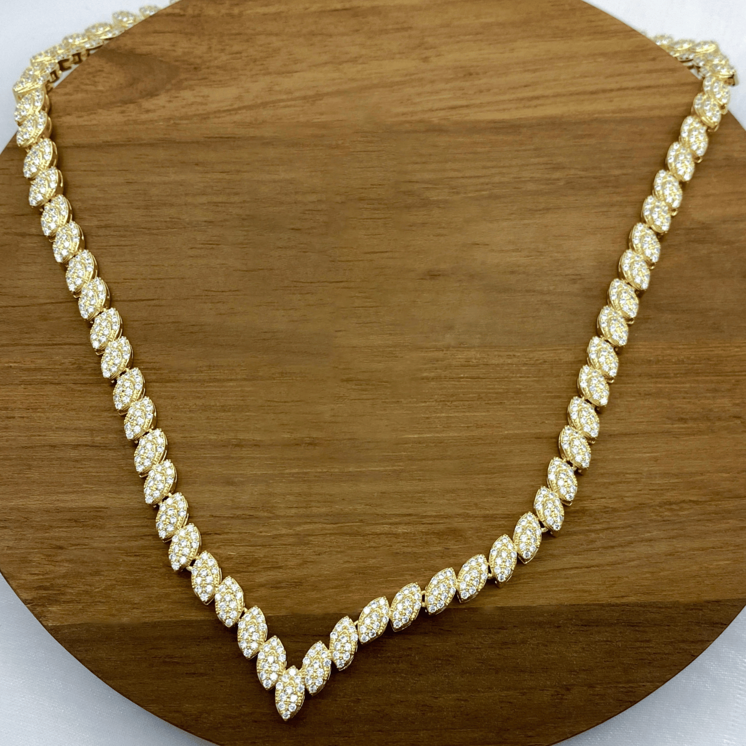 Elegance Set in Gold