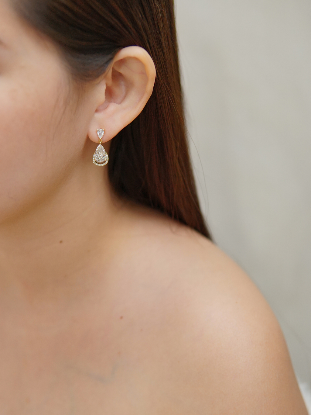Eli Stud Earrings in Gold