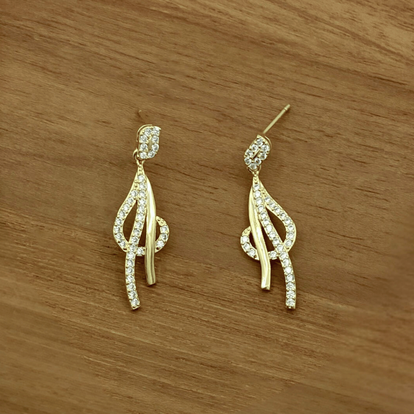 elize set in gold