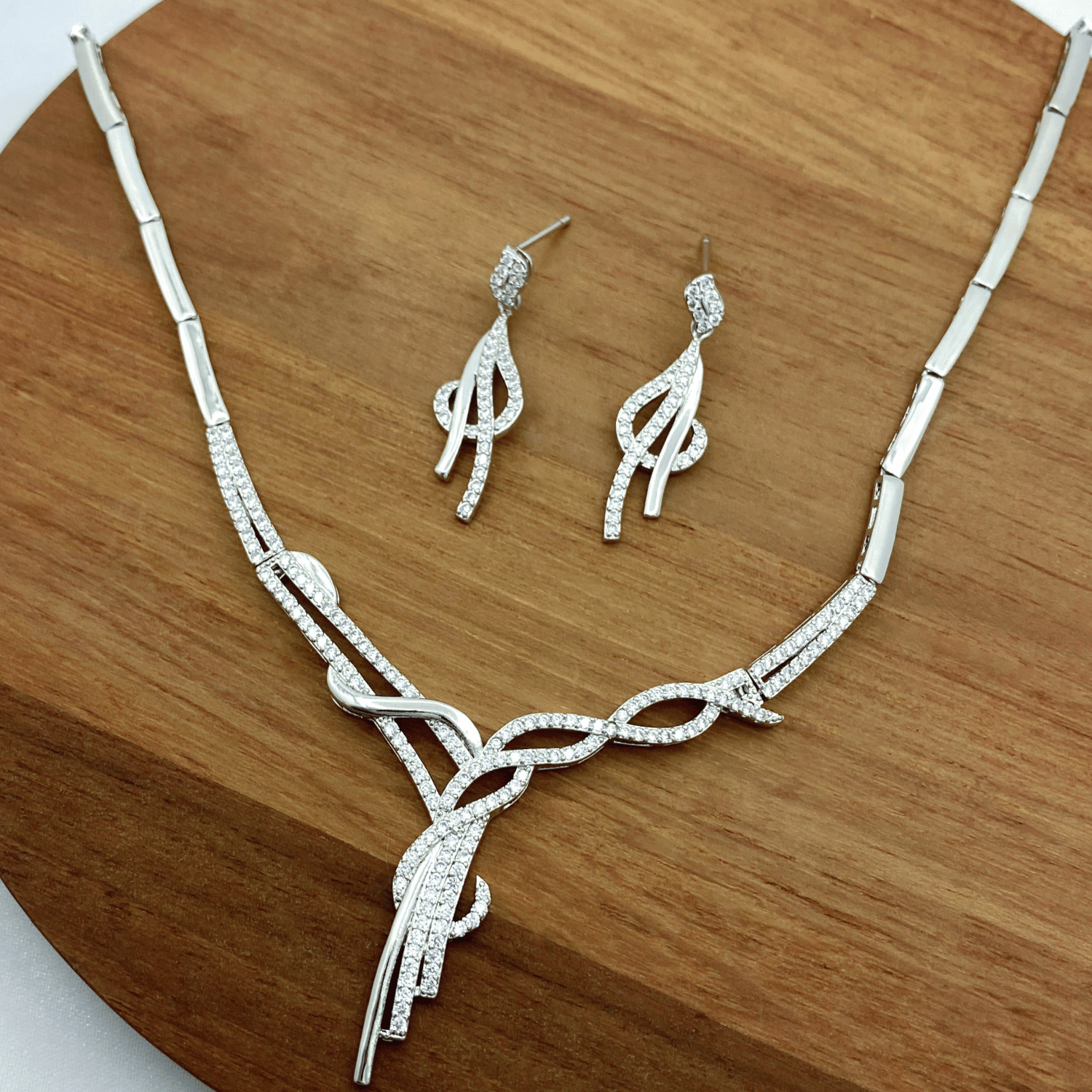 Elize Set in Rhodium