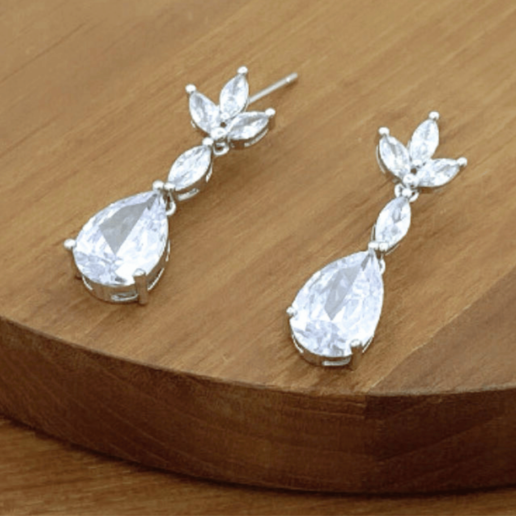 Eriza Set in Rhodium