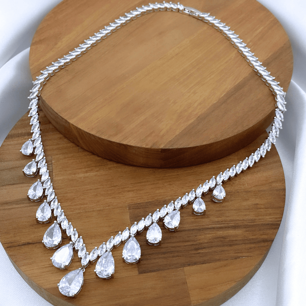 Eriza Set in Rhodium