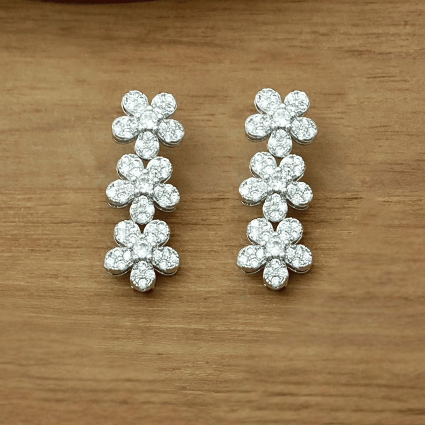 evaleen set in rhodium
