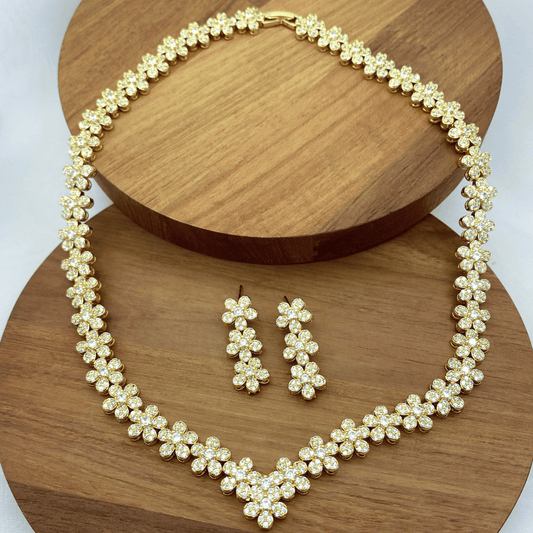 Evaleen Set in Gold