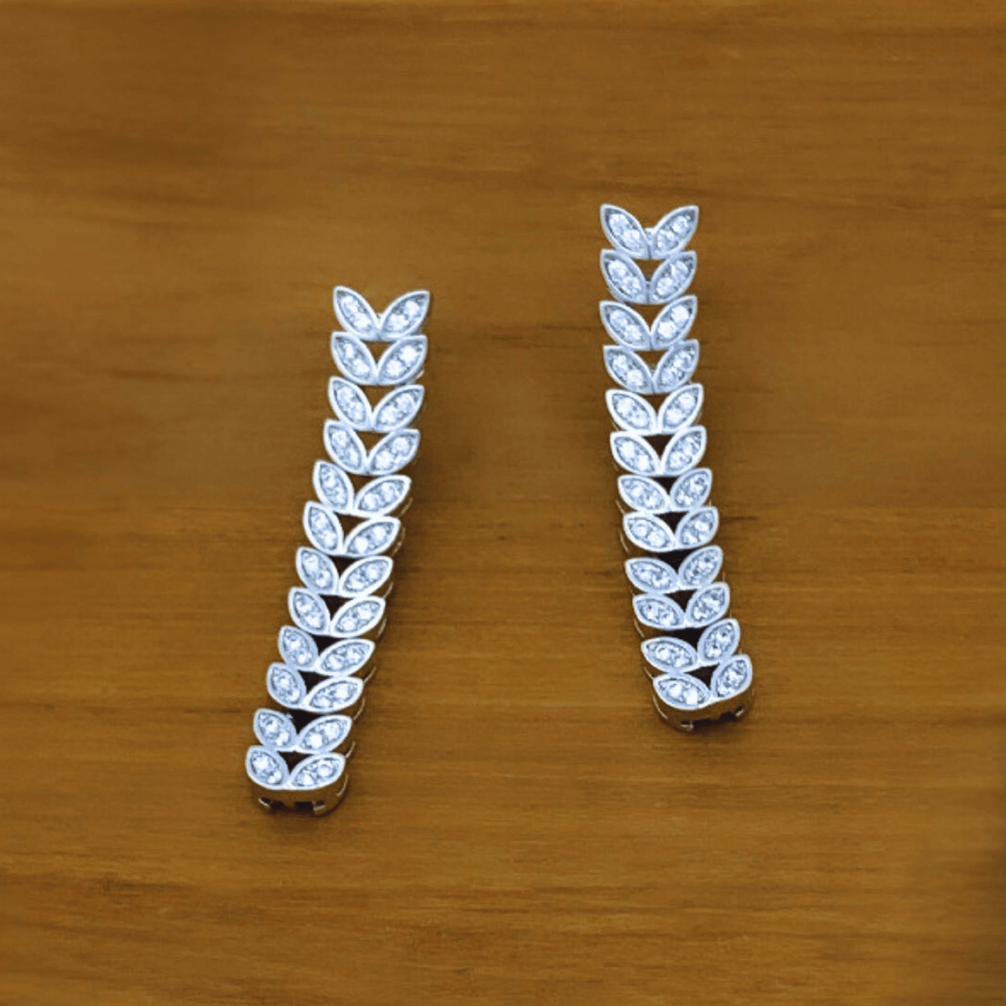 evaze set in rhodium