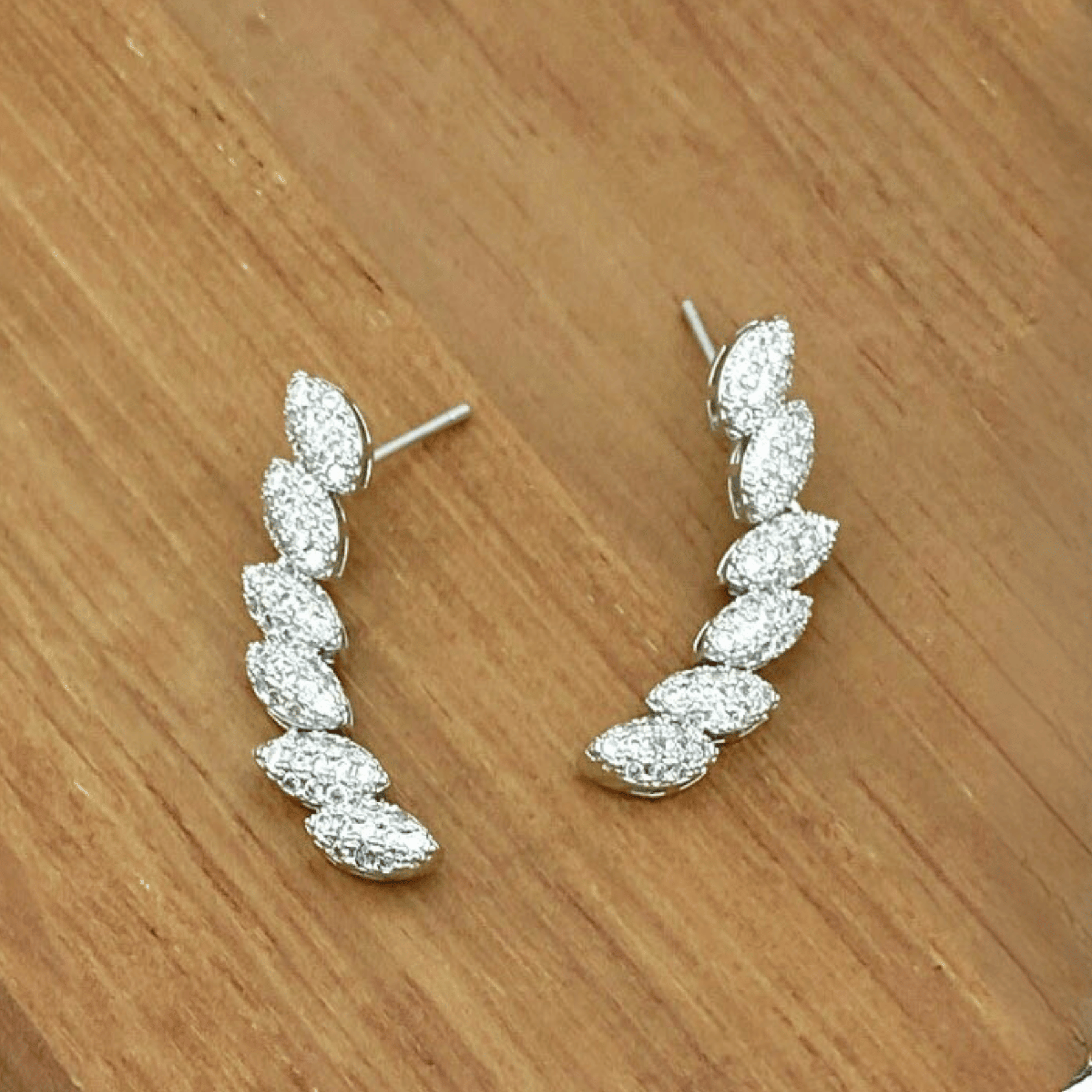 Evelle Set in Rhodium