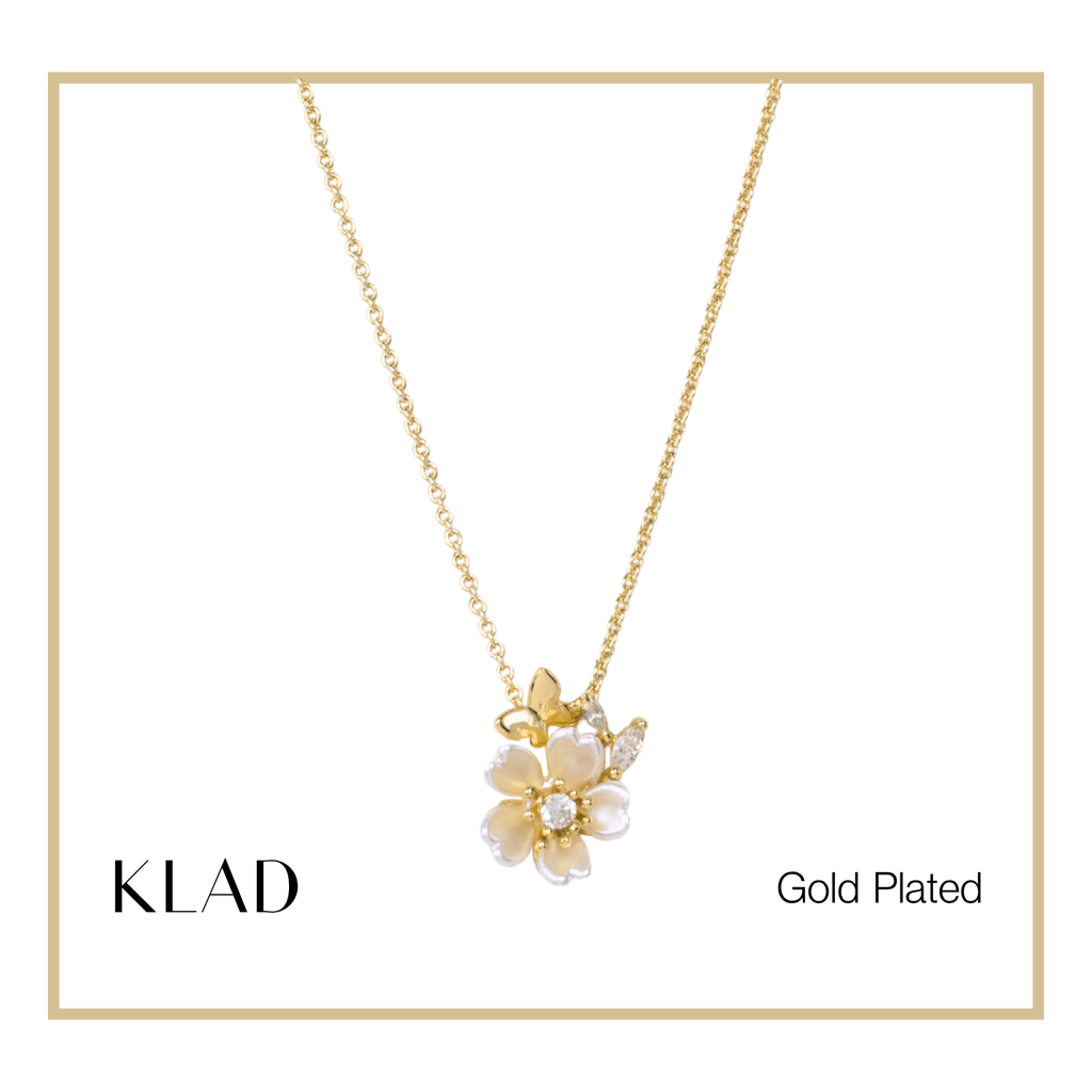 Faeza in Gold