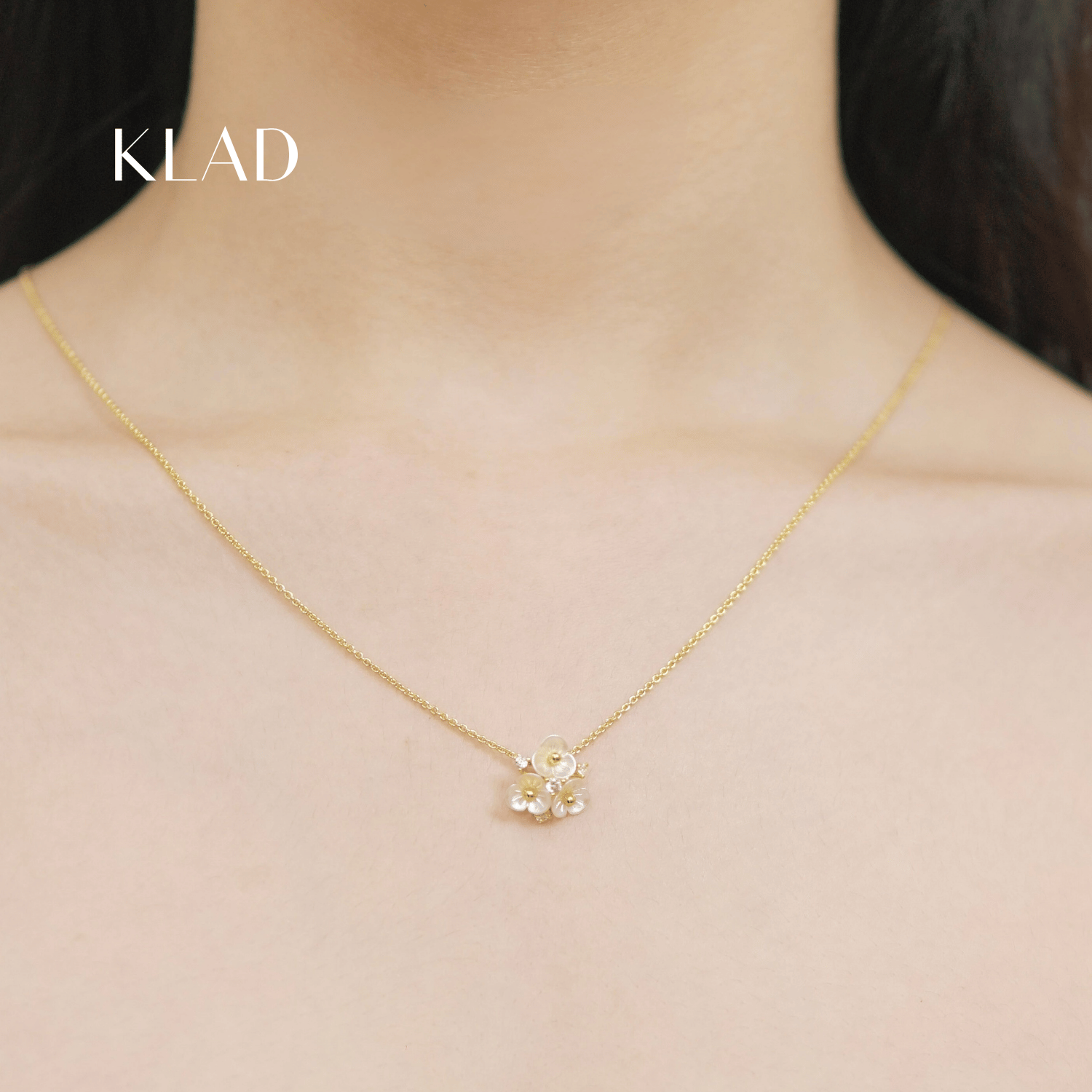 Farella in Gold