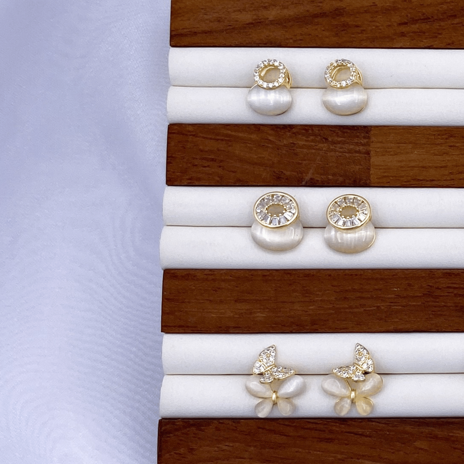 Evanthe, Ezisa & Eza Earrings in Gold