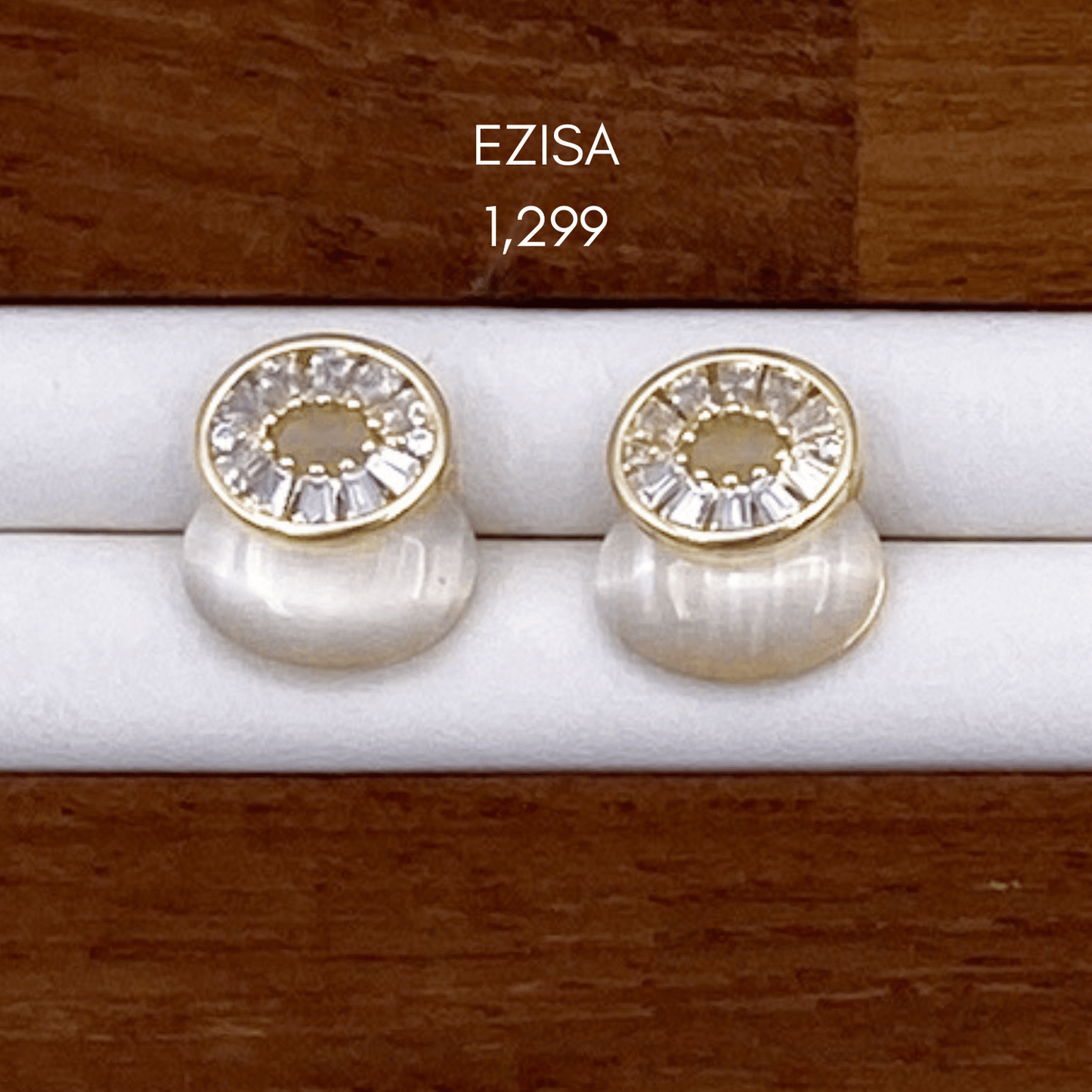 evanthe, ezisa & eza earrings in gold